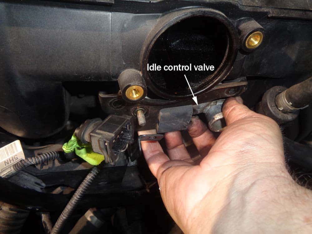 See B1015 repair manual